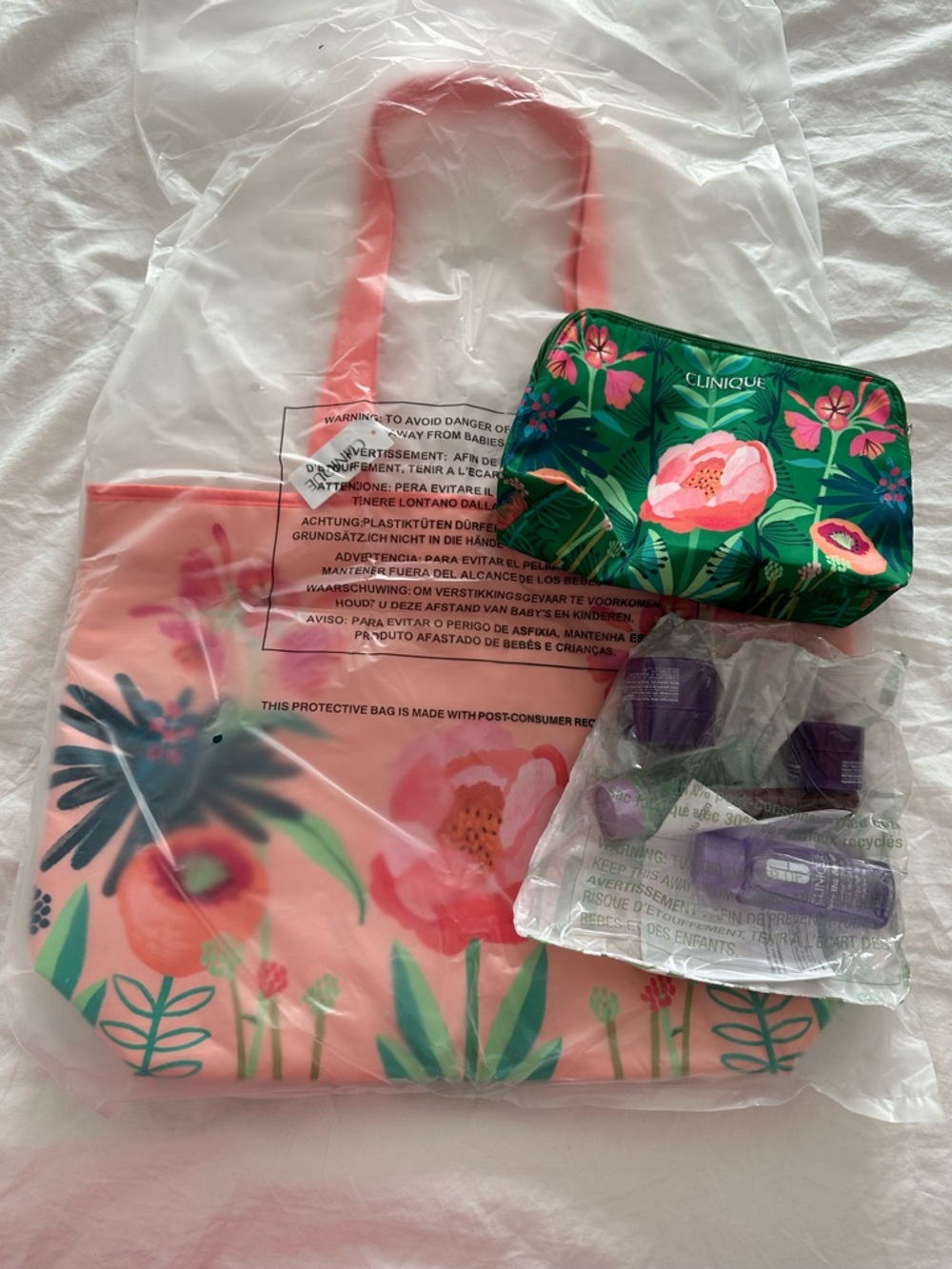 Clinique Floral Travel Tote & Matching Green Pouch